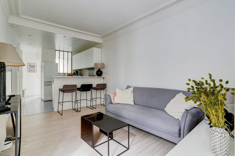 Room 4, Secret Maillot Charming 1 Bed Apt in Paris, Paris
