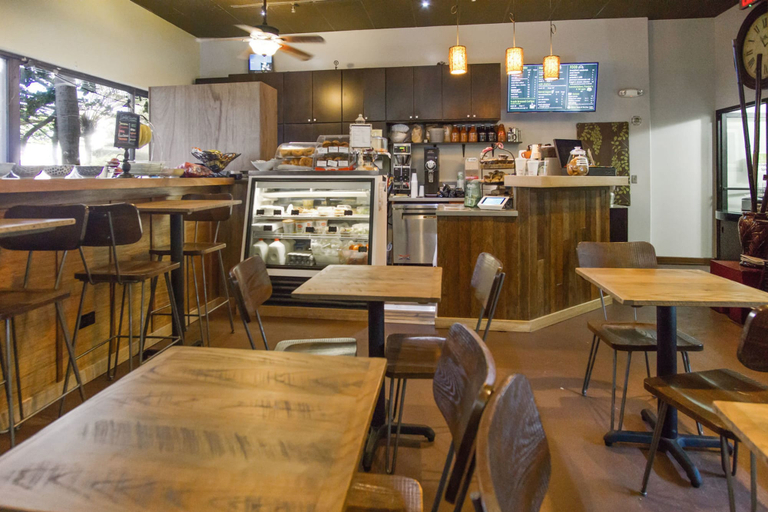 Food & Drinks, Waikiki Banyan - Ocean View Tower 1 Suite 2210, Honolulu