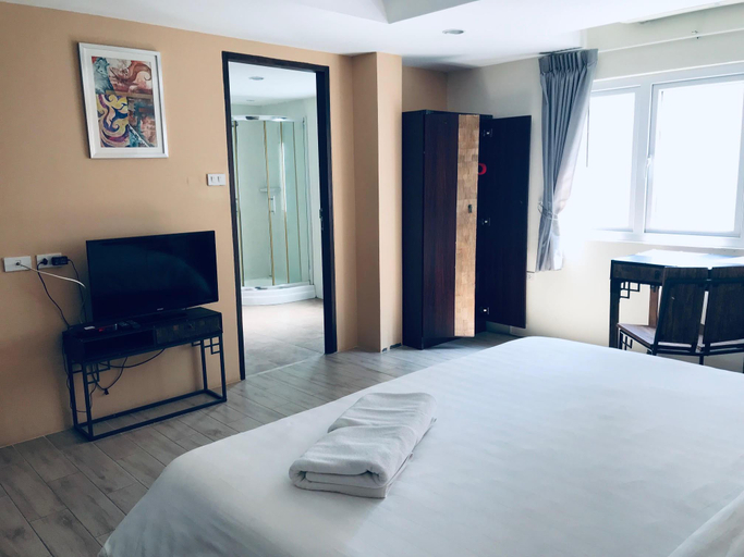 Bedroom 23