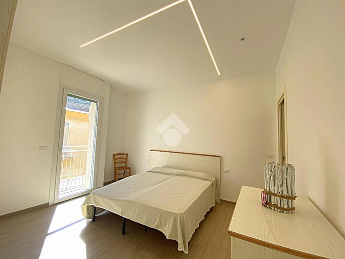 Others 3, residence cristallo, Savona