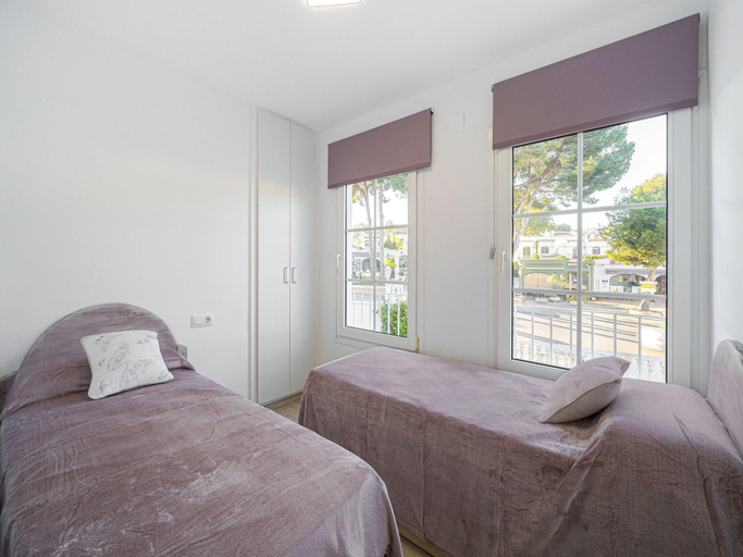 Bedroom 2, Comfort Steps from the Sea, Alicante