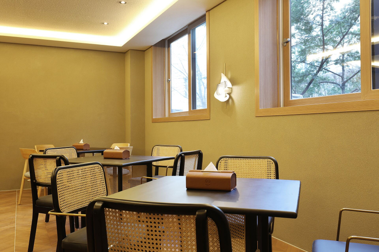 Food & Drinks 4, Brown-dot Hotel Paju Heyri, Paju