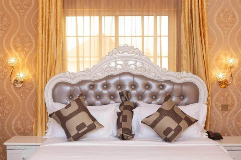 Executive lounge 2, Amazing Grace Hotel & Suites, Accra