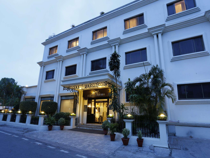 Exterior & Views 2, La Place Sarovar Portico, Lucknow, Lucknow
