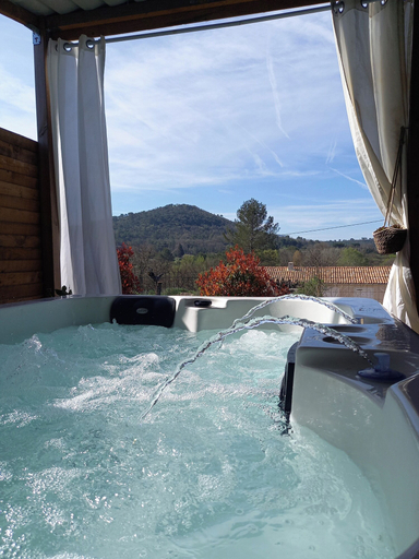 Sport & Beauty 5, Aux amoureux de provence, Var