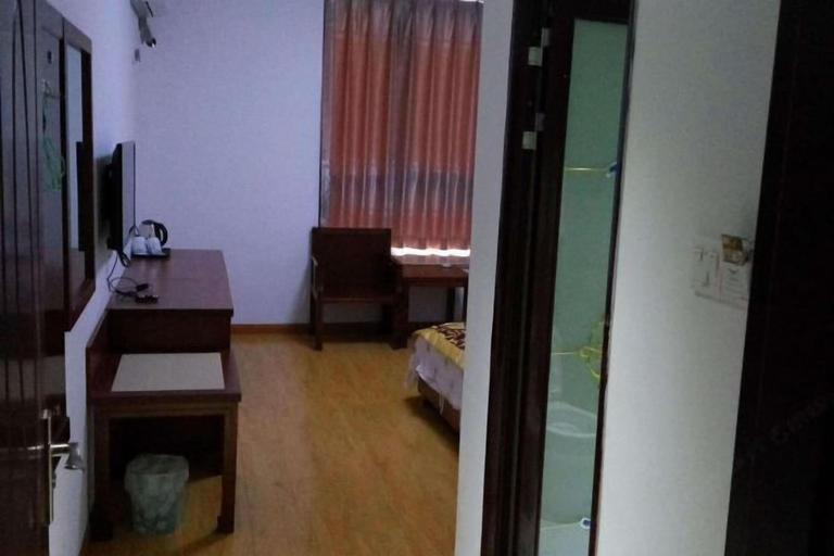 Bedroom 2, Huangshan Lvyeyuan Inn, Huangshan