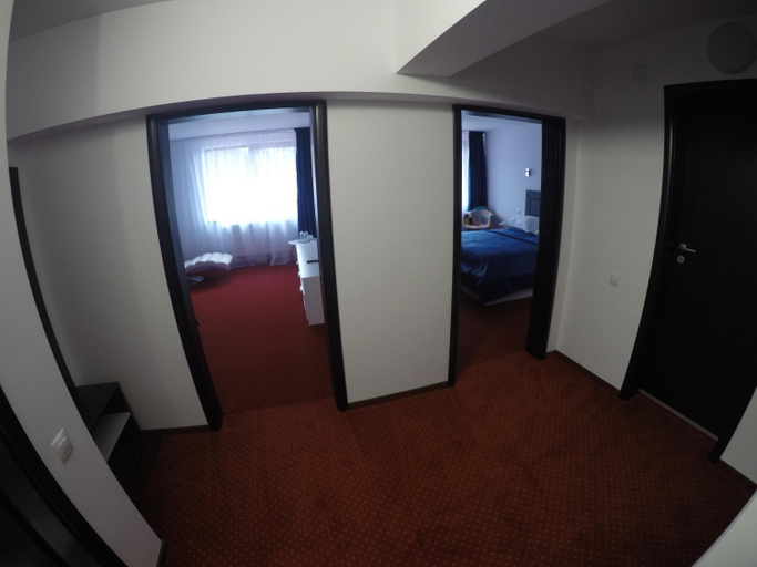 4, Princess Butique, Brasov