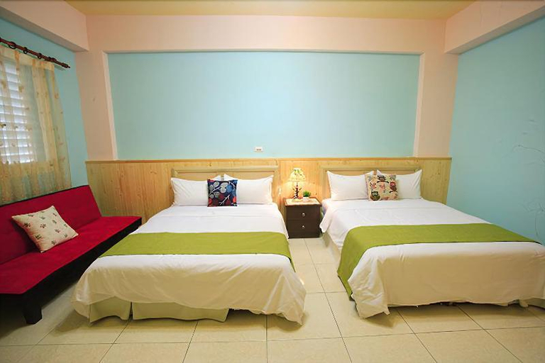 Bedroom 2, Colorful House B&B, Hualien