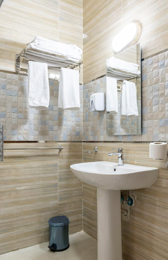 Bathroom 4, El Lotus Building, New Cairo City