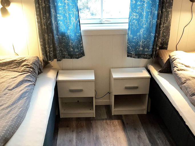 Bedroom 3, person holiday home in Kverva, Frøya