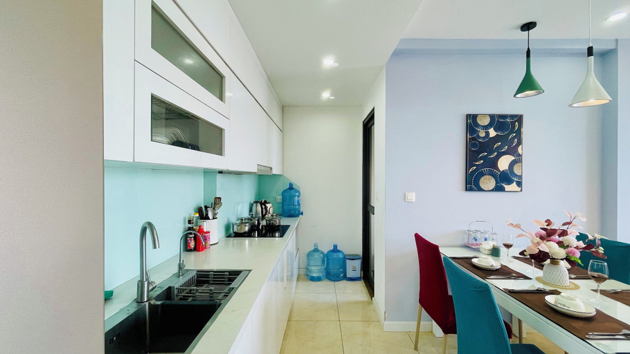 Dining Room 15