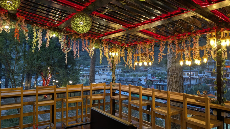 Food & Drinks 3, Rivanta Resort, Kullu