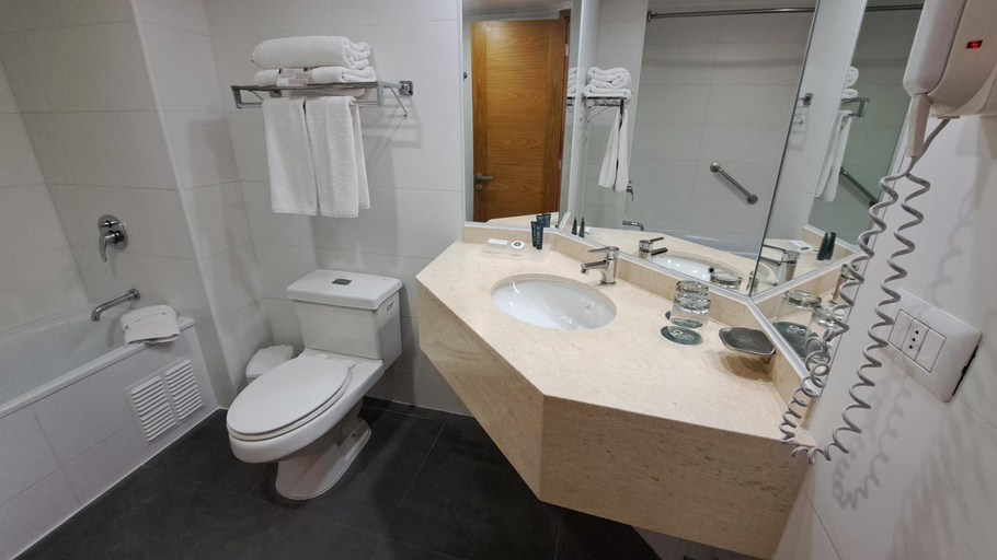 Bathroom 5, Hotel Diego de Almagro La Serena, Elqui
