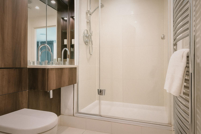 Bathroom 3, Still Life - Vauxhall Apartments, London