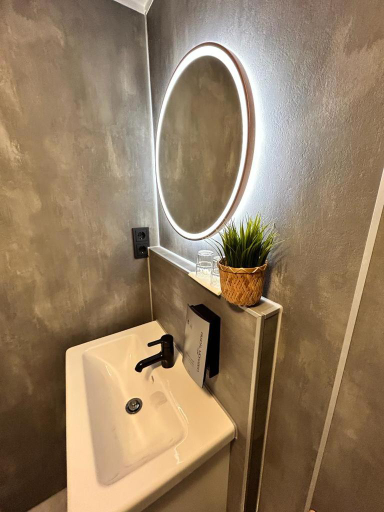 Bathroom 3, Boutique-garni Hotel Papillon, Viersen