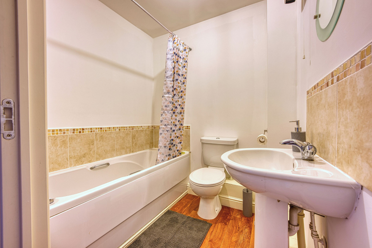 Others 5, Blue Cedar Apartment, Walsall