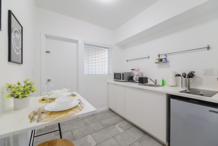 Dining Room 12