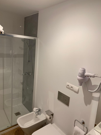 Bathroom 5, hotel la trainera, Cantabria