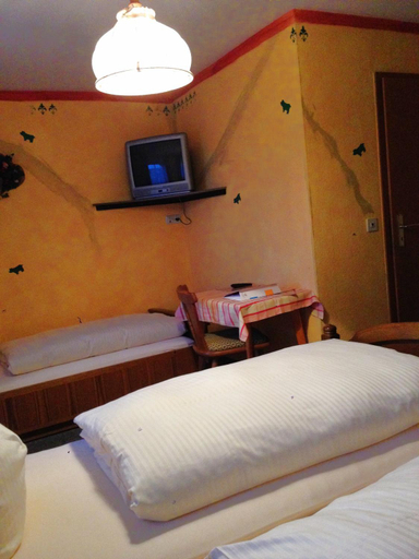 Bedroom 2, Beim Haxenwirt, Oberallgäu