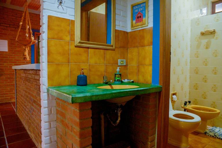 Room 5, Tima Casa c Wi-fi 8 min da Praia Bareque aba SP, São Sebastião