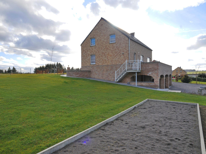 Others 5, Holiday Home in Ardennes with Bubble Bath, Namur