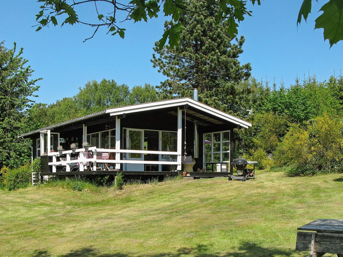 Others 5, person holiday home in Hojslev, Skive