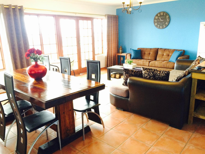 Food & Drinks 5, Helderberg Guesthouse, City of Cape Town