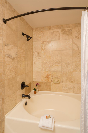 Bathroom 5, Bella Bay Inn, Saint Johns