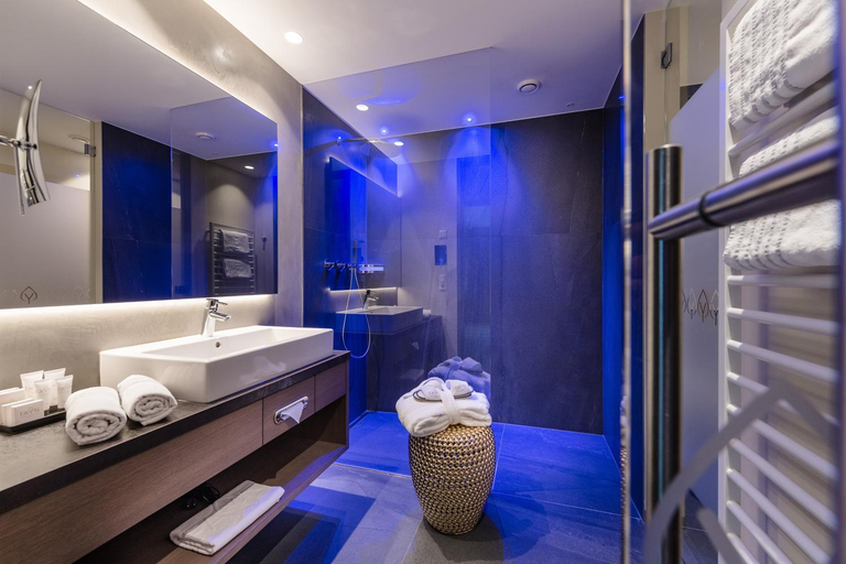 Bathroom 5, FAYN garden retreat hotel, Bolzano