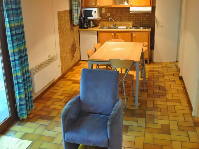 Others 2, Cozy Cottage in Belgiums Scenic Countryside, Namur