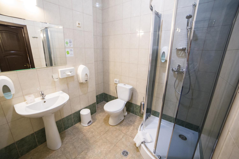 Bathroom 3, Optima Dworzec Lviv, L'vivs'ka