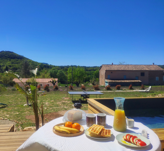 Food & Drinks, Aux amoureux de provence, Var