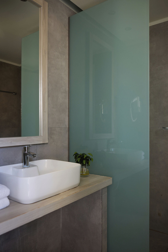 Bathroom 4, Sunrise Hotel, South Aegean