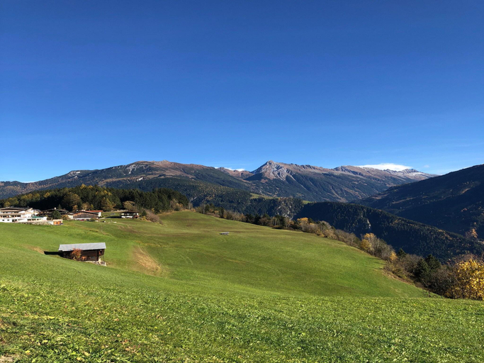 Others 5, Apartment with garden near hiking trails, Schwaz