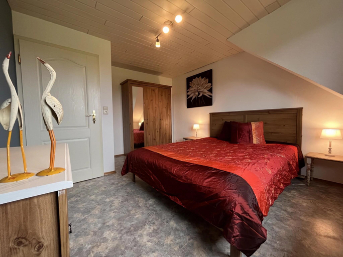 Bedroom 2, Holiday apartment in beautiful Hunningen, Liège