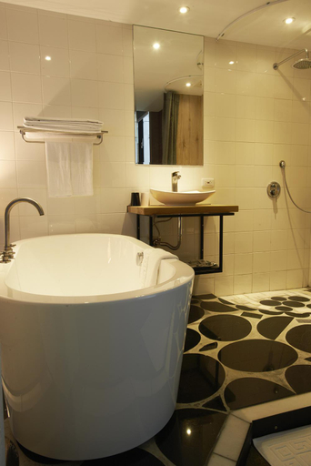 Bathroom 3, Hotel That, Kaohsiung
