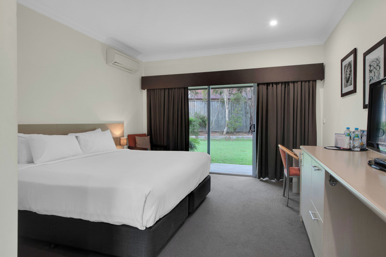 Bedroom 10