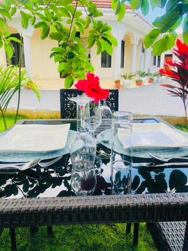 Food & Drinks, Plavender inn, Temeke