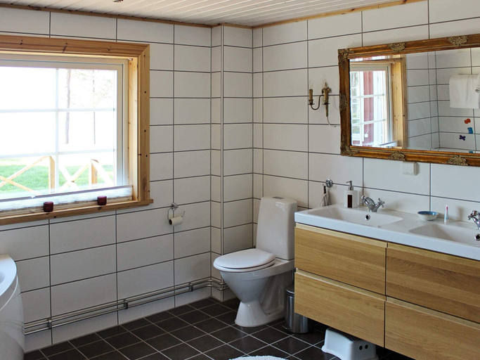 Bathroom 3, person holiday home in MARIESTAD-By Traum, Mariestad