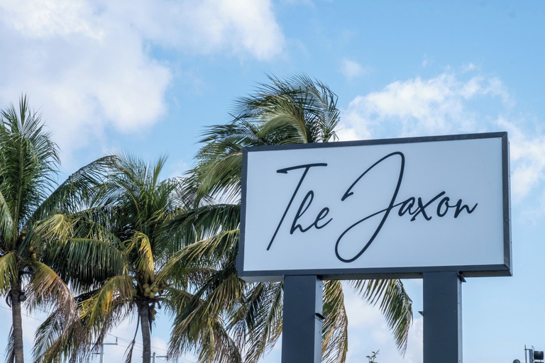 Others 4, The Jaxon, Palm Beach