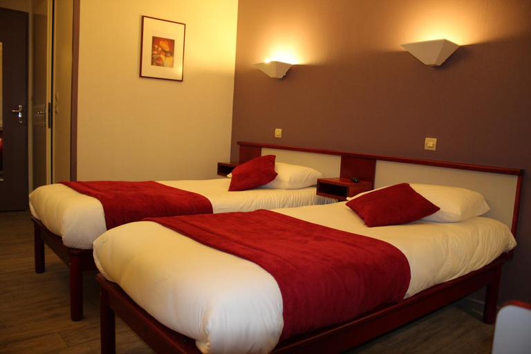 Bedroom 2, Hotel Saint Odilon, Saône-et-Loire
