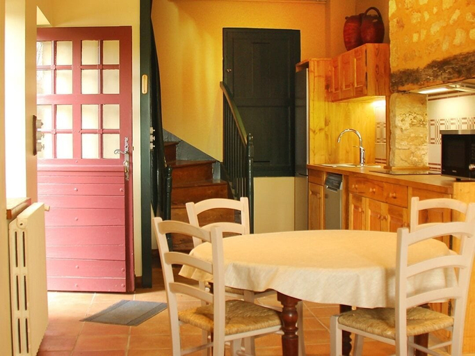 Others 4, Maison O Galop, Dordogne
