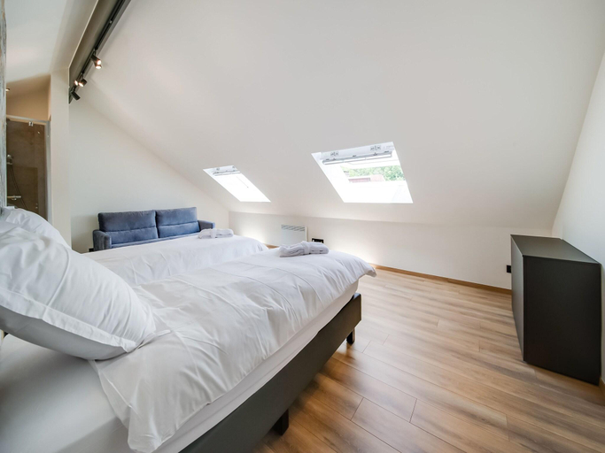 Bedroom 2, Comfort Near Historic Huy, Liège