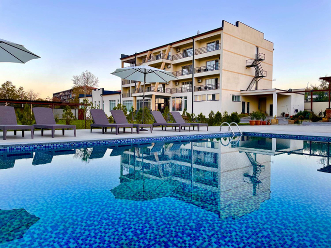 Exterior & Views 2, The Wine Hotel Telavi, Telavi