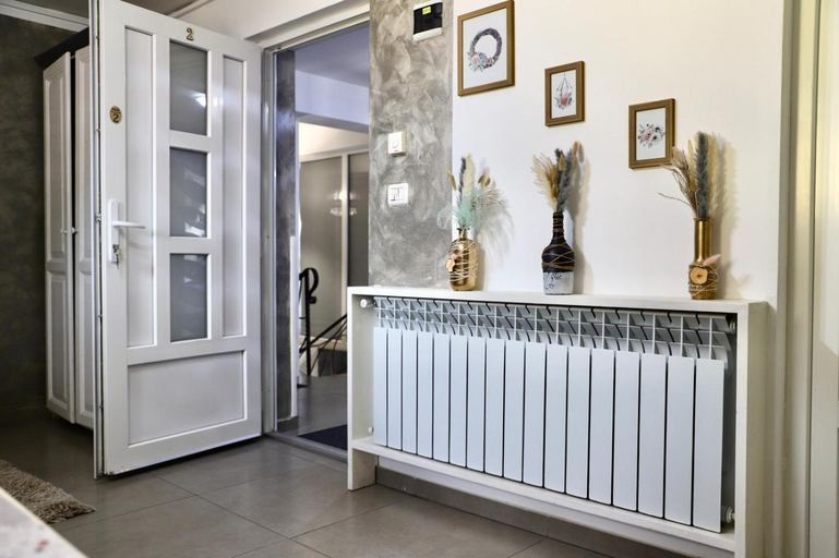 Others 4, Cazare MOLDI - regim hotelier, Campulung Moldovenesc