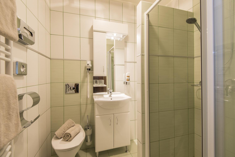 Bathroom, smartHOTEL, Sankt Johann im Pongau