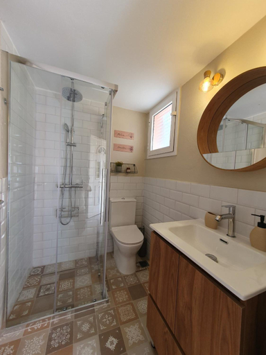 Bathroom 3, Christos Studios, Ionian Islands