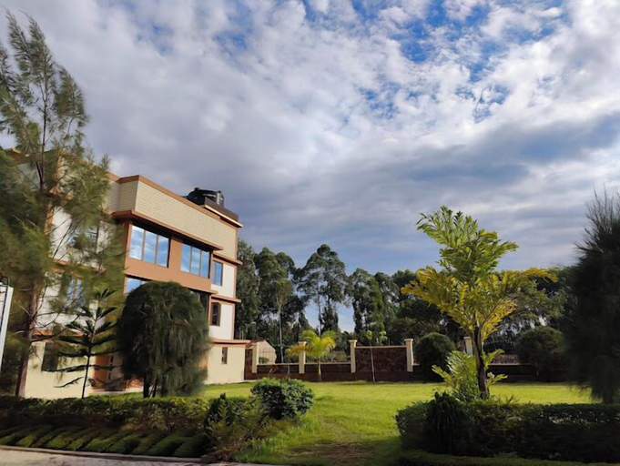 Exterior & Views 2, Hotel Vannah, Suna West