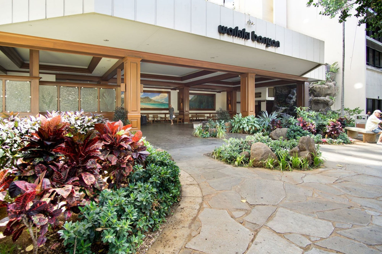 Exterior & Views 2, Waikiki Banyan - Ocean View Tower 1 Suite 3209, Honolulu