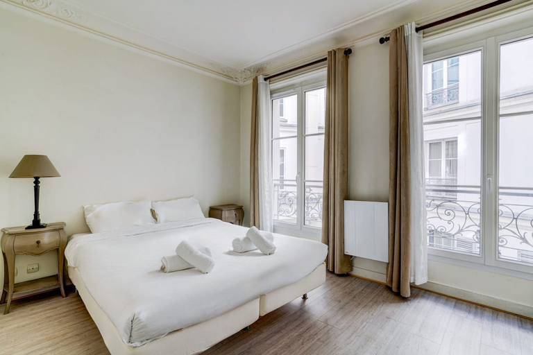 Room 3, Secret Maillot Charming 1 Bed Apt in Paris, Paris